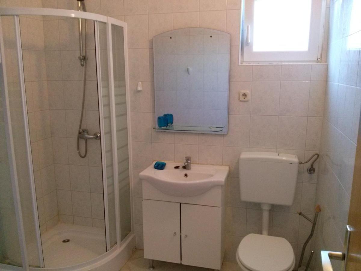 Apartments And Rooms With A Swimming Pool Kali, Ugljan - 14083 Exterior foto